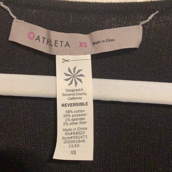 Athleta reversible XS light weight sweater dress - Picture 2 of 6